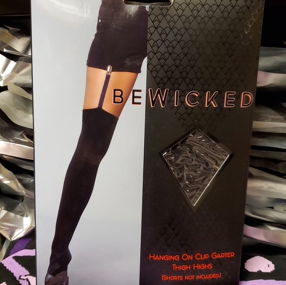 Opaque garter thigh highs - Picture 1 of 2